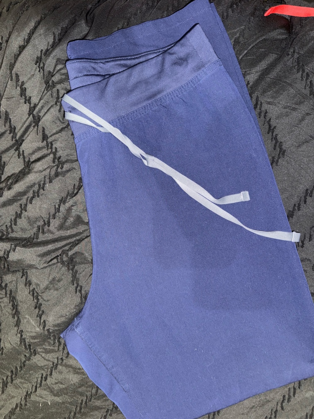 Figs livignstons in navy blue